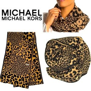 Michael Kors Cheetah Infinity Scarf